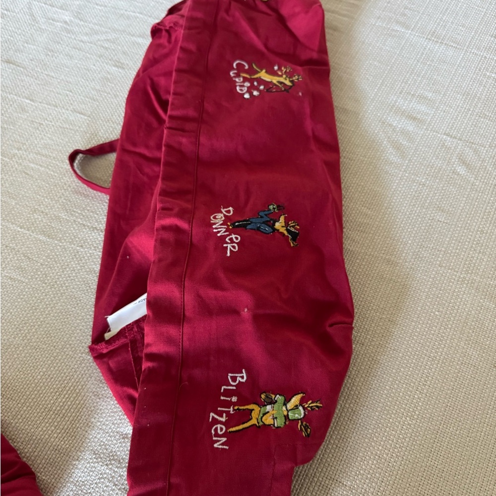 Pottery Barn Kids Red Treat Basket Liner with Holiday Embroidered Reindeer - Picture 2 of 3